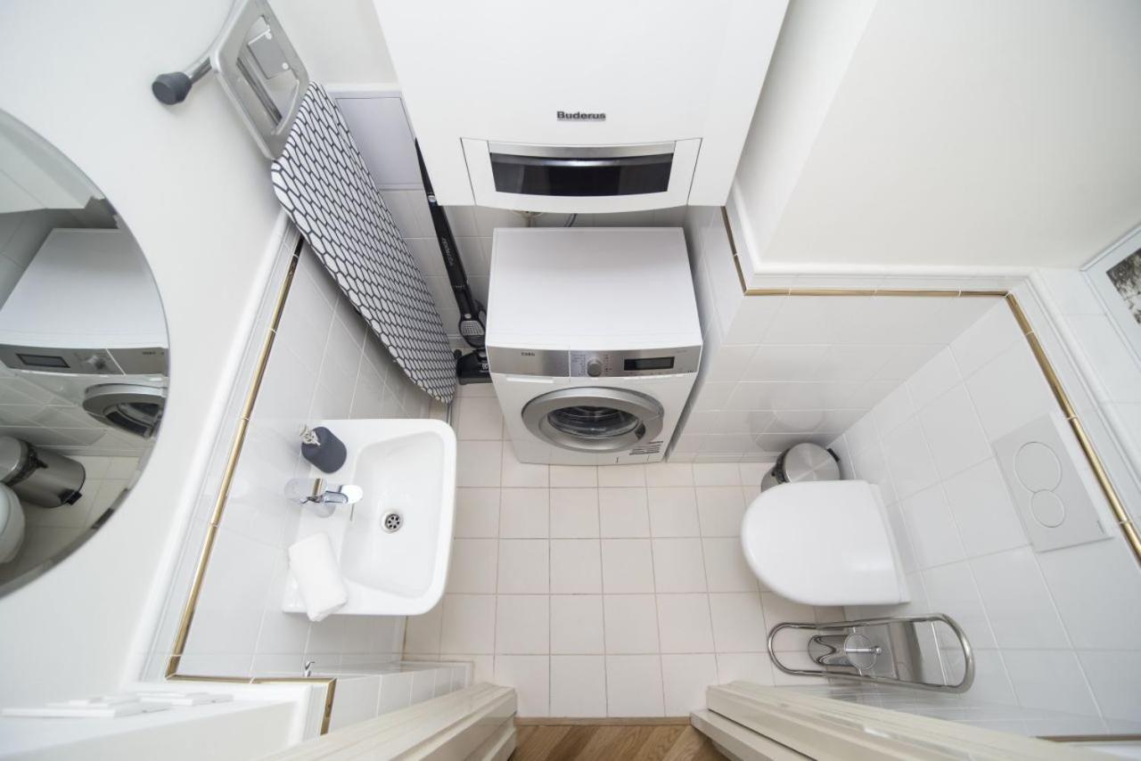 Milosrdnych Apartments Praga Habitación foto